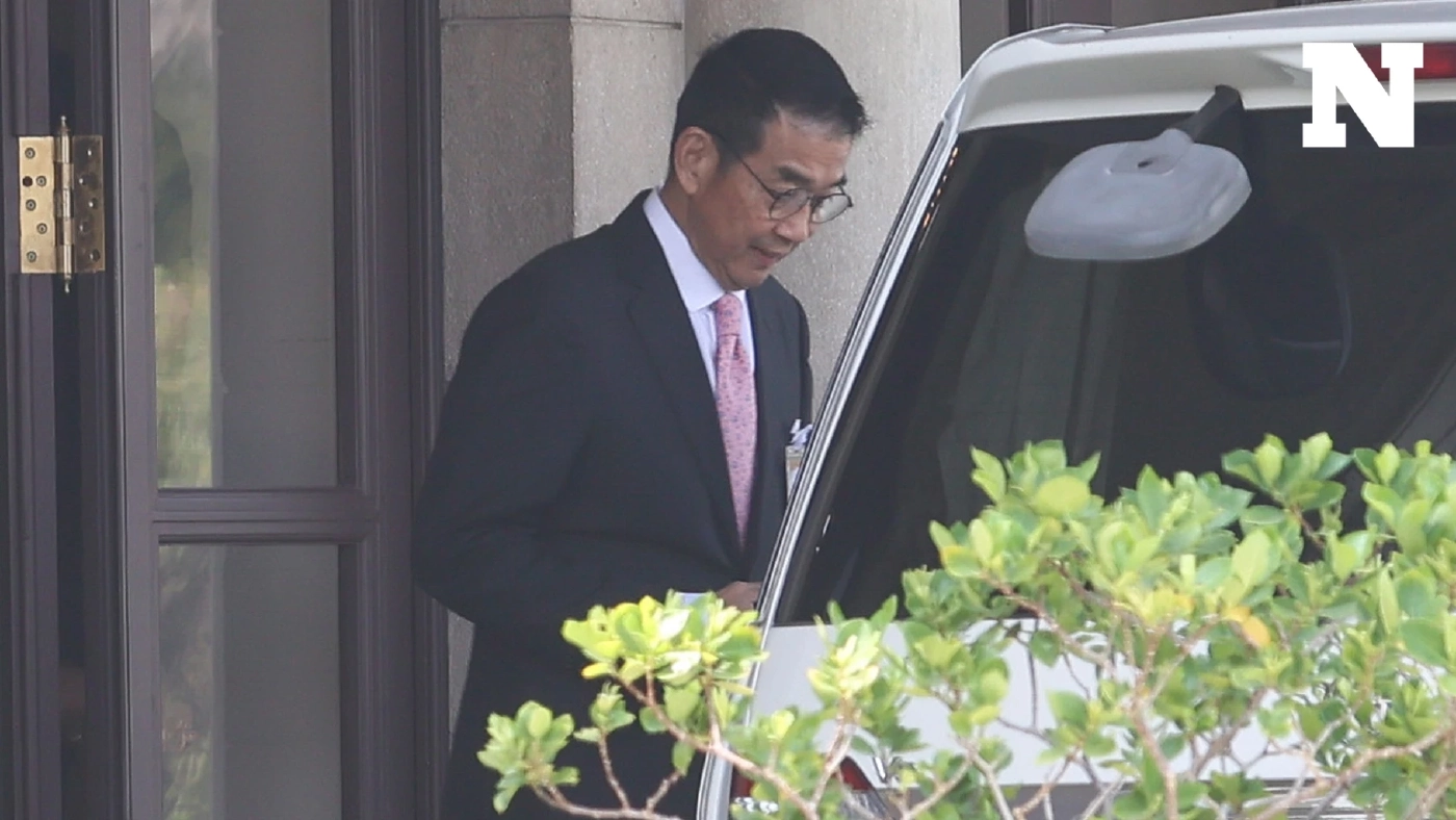 "มาริษ" เข้าทำเนียบฯ คาดพบ "เศรษฐา" หลังมีชื่อนั่งเจ้ากระทรวงบัวแก้วคนใหม่ "มาริษ" เข้าทำเนียบฯ คาดพบ "เศรษฐา" หลังมีชื่อนั่งเจ้ากระทรวงบัวแก้วคนใหม่