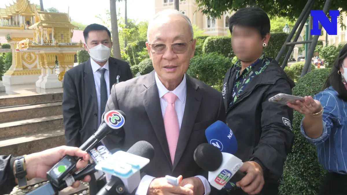 "ชัยเกษม" ปัดมาทำเนียบเพราะปรับ ครม. แค่สักการะสิ่งศักดิ์สิทธิ์