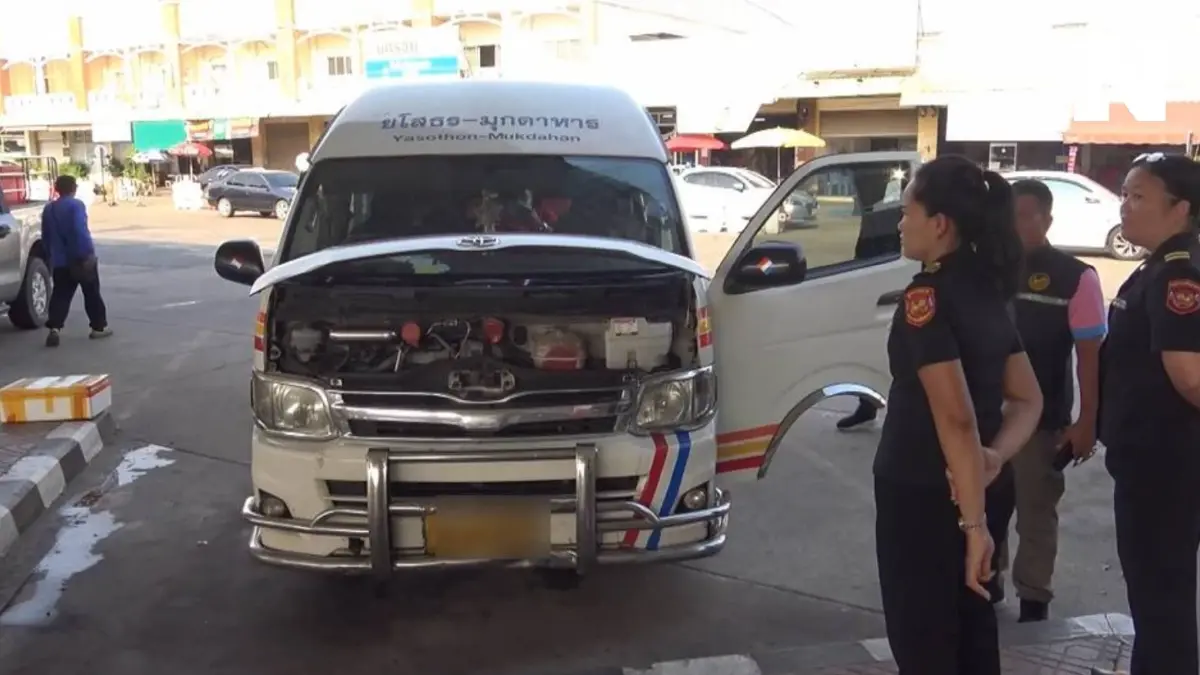 สรุปสาเหตุ 5 ผู้โดยสารรถตู้ เป็นลมหมดสติหวิดดับ ด้าน ขนส่งฯ สั่งหยุดวิ่งทันที