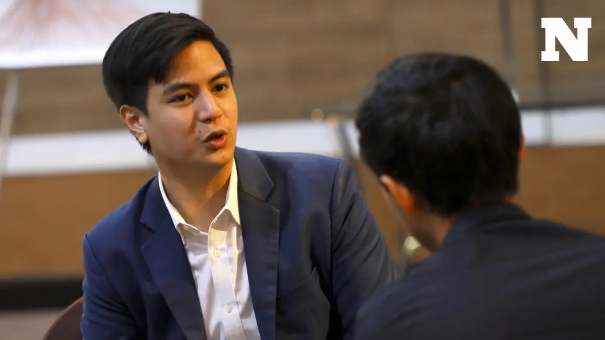 "ไอติม พริษฐ์" บี้นายกฯตอบ KPI ชัดๆ ปรับครม.เพื่อเป้าหมายหรือตอบแทนโควตา "ไอติม พริษฐ์" บี้นายกฯตอบ KPI ชัดๆ ปรับครม.เพื่อเป้าหมายหรือตอบแทนโควตา