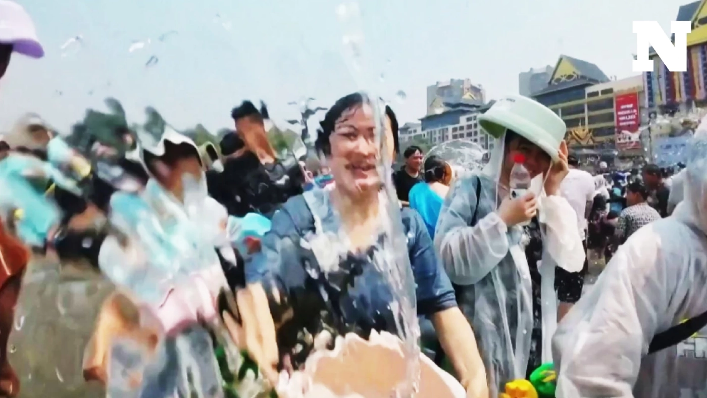 "กัมพูชา-ยูนนาน" ฉลองสงกรานต์ สาดน้ำคึกคัก
