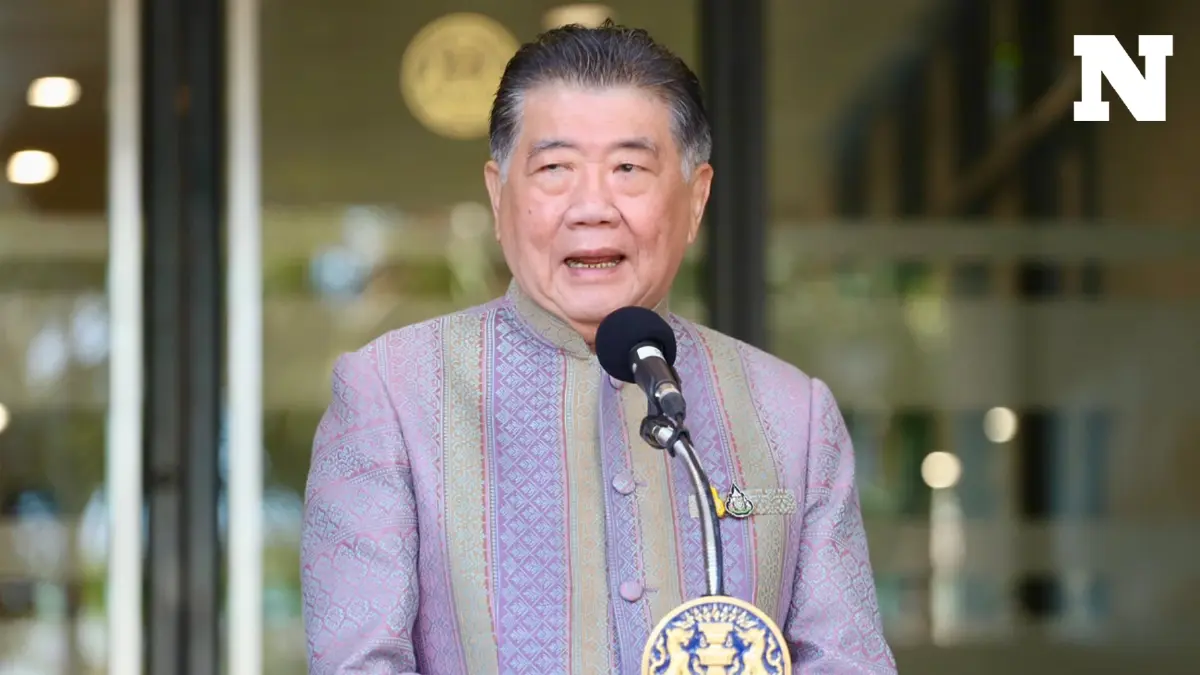 "ภูมิธรรม" ขอดูเวลาเหมาะสมก่อนเดินสายพบผบ.เหล่าทัพหลังนายกฯมอบคุมมั่นคง