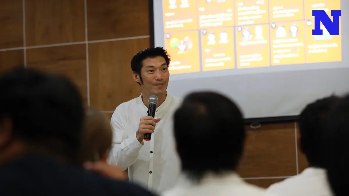 "ธนาธร" ชี้ถึงเวลาแก้มือของคนรับรธน. 60 ด้วยการเลือก สว.ประชาธิปไตย