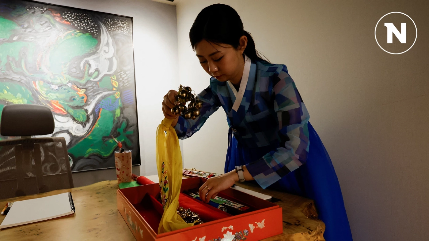 ”ร่างทรง” อาชีพอันทรงพลังที่พึ่ง “ศิลปิน-นักการเมือง” เกาหลีใต้ ”ร่างทรง” อาชีพอันทรงพลังที่พึ่ง “ศิลปิน-นักการเมือง” เกาหลีใต้