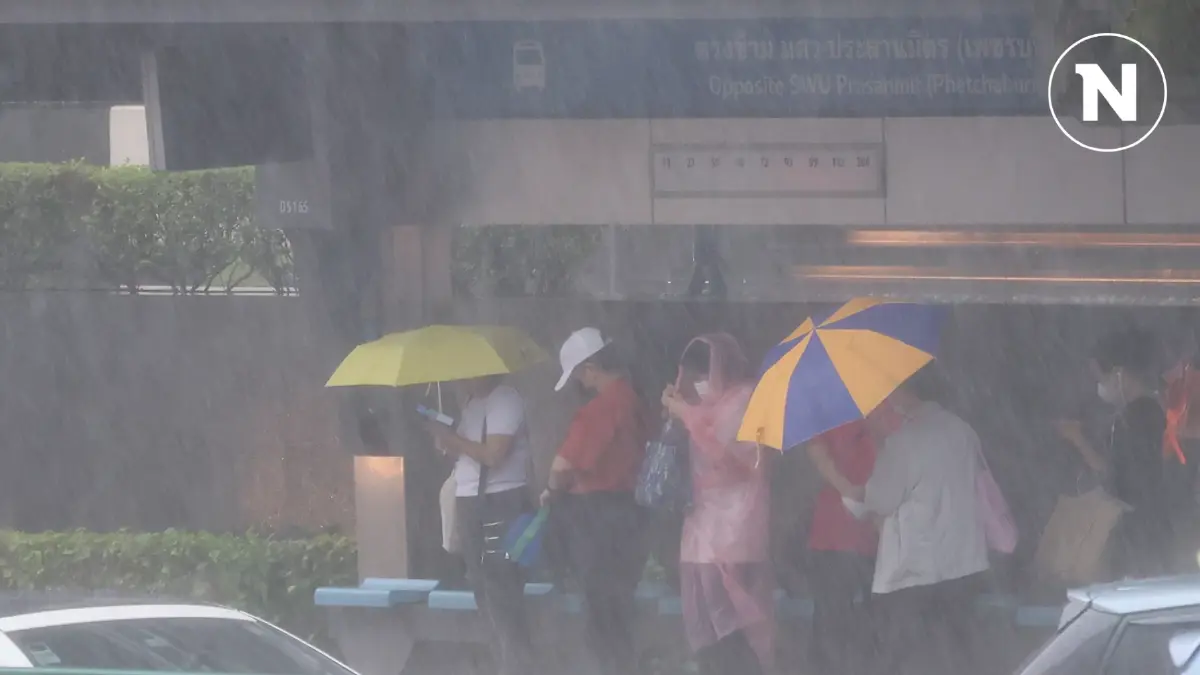 อุตุฯ เตือน ”เหนือ-อีสาน“ เตรียมรับมือฝนถล่ม กทม.ฝนฟ้าคะนองร้อยละ 60 อุตุฯ เตือน ”เหนือ-อีสาน“ เตรียมรับมือฝนถล่ม กทม.ฝนฟ้าคะนองร้อยละ 60