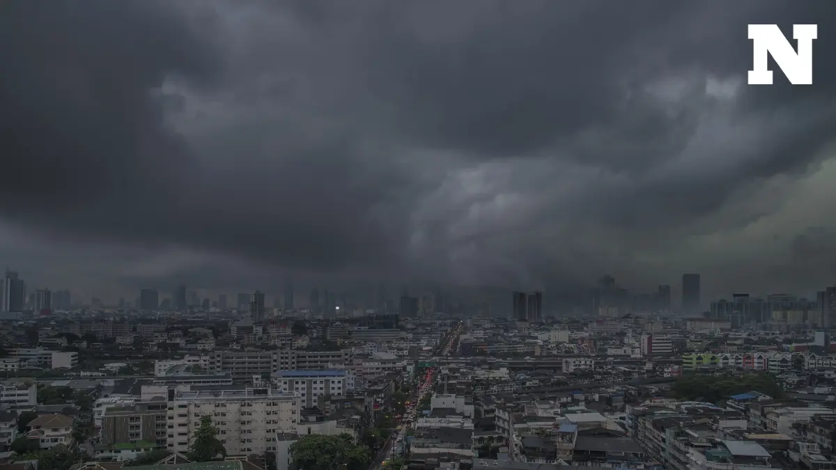 อุตุฯ วันนี้เตือนฝนถล่มทั่วไทย หนักสุดพื้นที่ 45 จังหวัด รวมถึง กทม. - ปริมณฑล