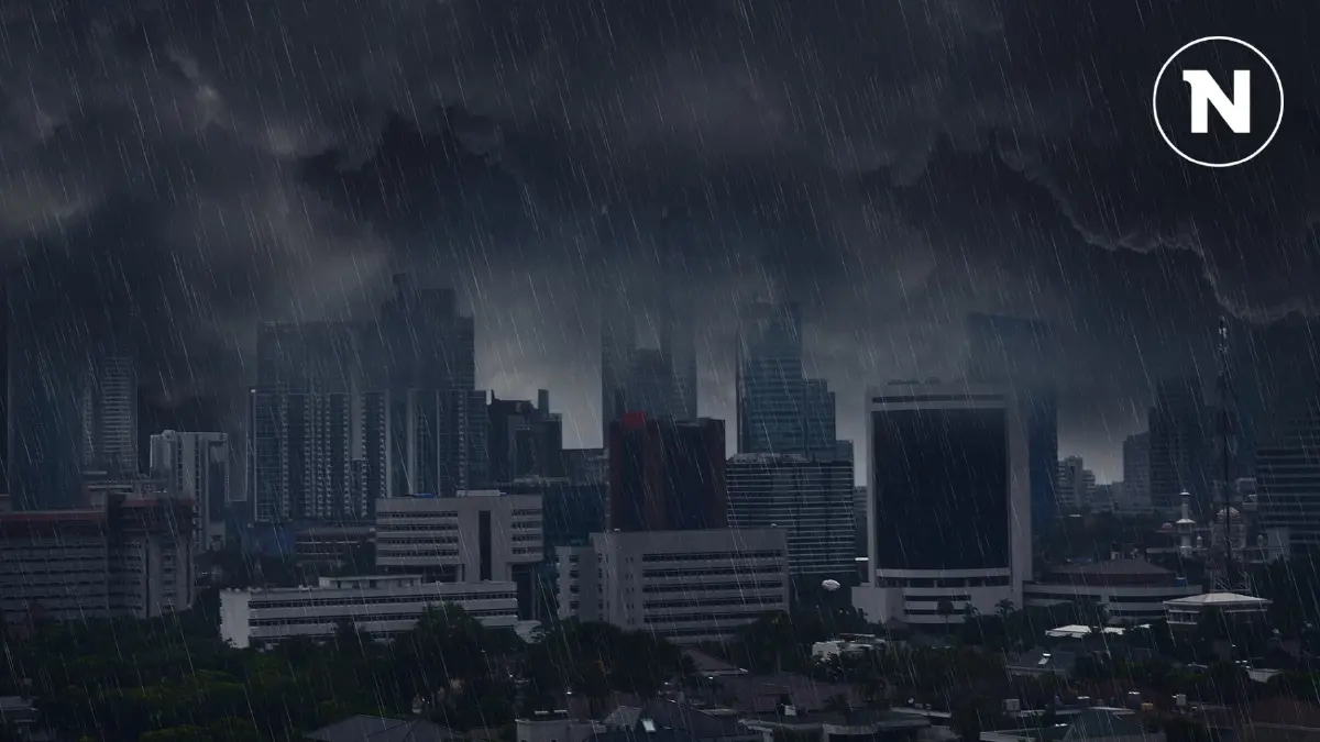 กรมอุตุฯ เปิดพิกัดเสี่ยง 7 วันข้างหน้า ฝนตกหนัก ร่องมรสุมพาดผ่านเหนือ-อีสาน