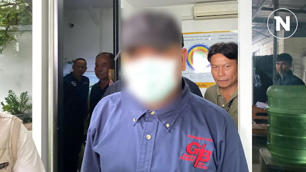 สองตำรวจ ตบทรัพย์ชาวจีน 7 แสนบาท ดอดมอบตัว สภ.หนองปรือ