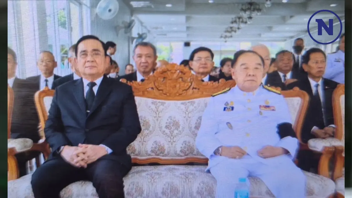 “ลุงตู่-ลุงป้อม” หวนเจอกันในงานพระราชทานเพลิงศพ “พลเอก กลชัย” “ลุงตู่-ลุงป้อม” หวนเจอกันในงานพระราชทานเพลิงศพ “พลเอก กลชัย”