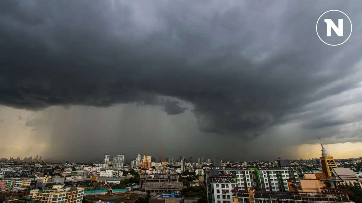 อุตุฯ เตือน 25 จังหวัดฝนถล่มต่อเนื่อง กทม.โดนด้วยร้อยละ 60 อุตุฯ เตือน 25 จังหวัดฝนถล่มต่อเนื่อง กทม.โดนด้วยร้อยละ 60