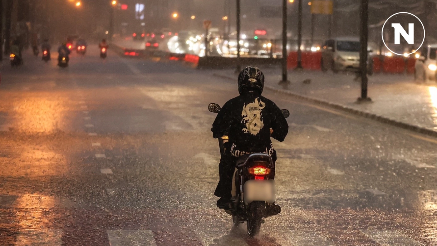 ทั่วไทยฝนตกต่อเนื่อง เตือน “เหนือ-อีสาน-ตะวันออก”ฝนถล่มหนัก ระวังน้ำท่วม ทั่วไทยฝนตกต่อเนื่อง เตือน “เหนือ-อีสาน-ตะวันออก”ฝนถล่มหนัก ระวังน้ำท่วม