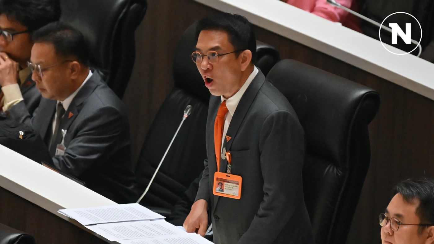 "วิโรจน์" ประกาศเดินหน้าทำงานแบบ สส.โรนิน หลังพรรคก้าวไกลถูกยุบ