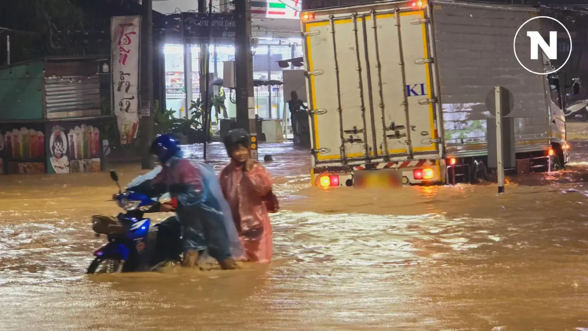 ภูเก็ต ฝนถล่ม ดินสไลด์ทับบ้านประชาชน สังเวย 5 ราย ภูเก็ต ฝนถล่ม ดินสไลด์ทับบ้านประชาชน สังเวย 5 ราย