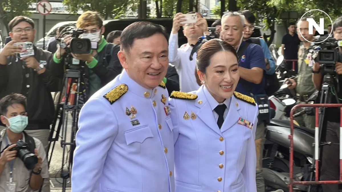 สุดปลื้ม "ทักษิณ" โอบกอด "แพทองธาร" ร่วมยินดีนั่งเก้าอี้"นายกฯคนที่31"
