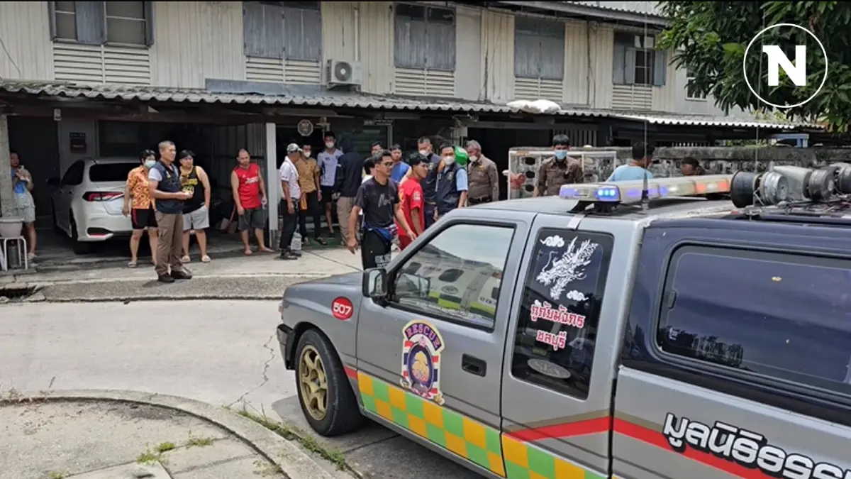 ผู้กองหญิงพร้อม 2 ลูกสาว ดับปริศนาในบ้านพัก ตร. พบเปิดประตูกลิ่นโซดาไฟคลุ้ง