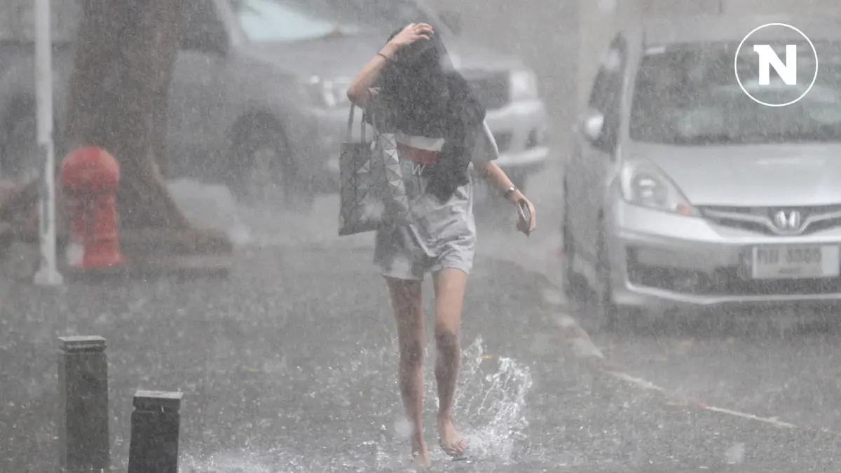 สภาพอากาศวันนี้ ทั่วไทยเจอฝนถล่ม กทม.ไม่รอด เตือนเฝ้าระวังน้ำท่วมฉับพลัน สภาพอากาศวันนี้ ทั่วไทยเจอฝนถล่ม กทม.ไม่รอด เตือนเฝ้าระวังน้ำท่วมฉับพลัน