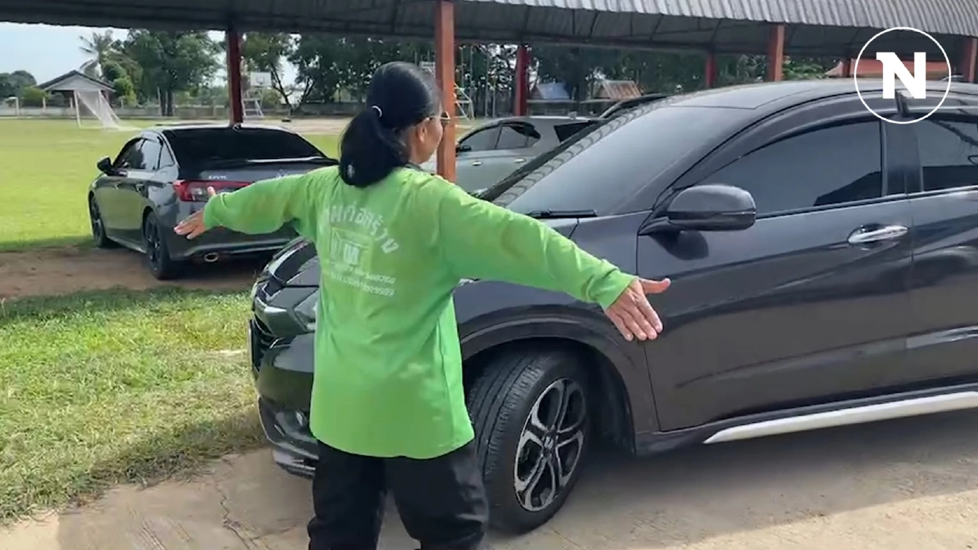 อลหม่าน ชาวบ้านล้อมรถ รุมต่อว่าครูไปแจ้งความถูกปลอมลายเซ็นของบ อบต.