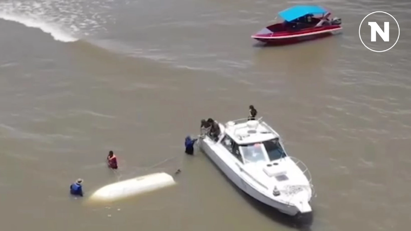 เรือนักตกปลา “อับปาง” กลางทะเล 2 ชีวิต หายสาบสูญ