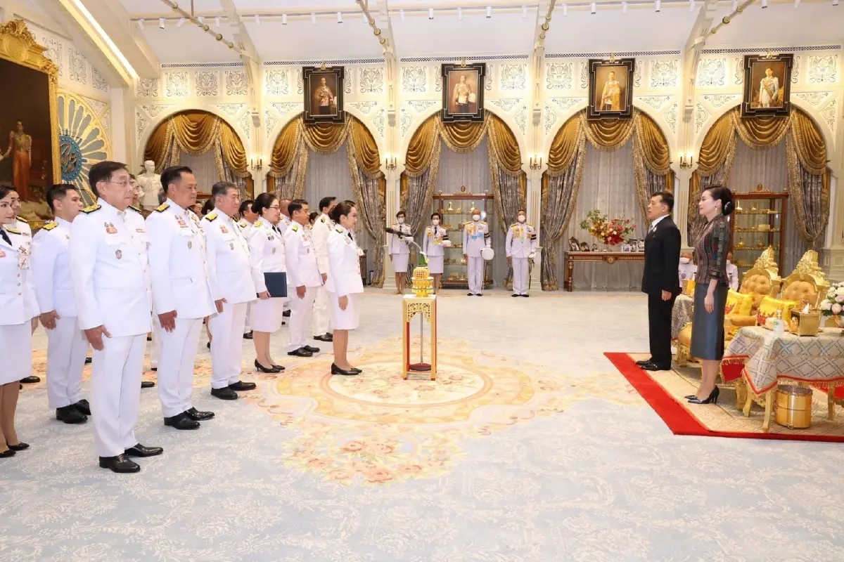 "มั่นใจและเป็นกำลังใจ" พระราชดำรัสในหลวงแก่ "คณะรัฐมนตรีแพทองธาร"