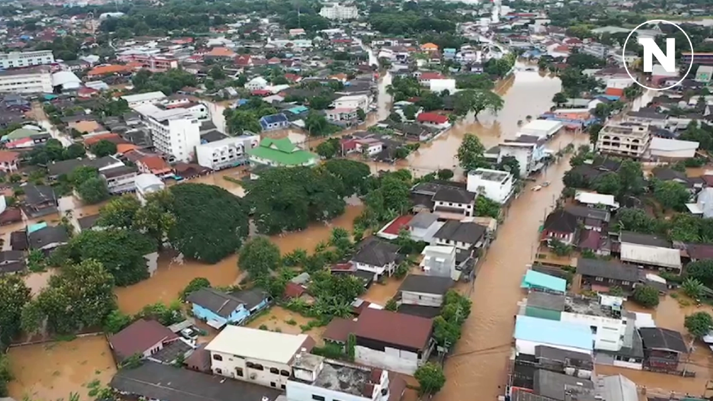 "เชียงรายวิกฤต" น้ำท่วมวันที่ 2 เร่งอพยพประชาชนอลม่าน 10 ชุมชนจมบาดาล "เชียงรายวิกฤต" น้ำท่วมวันที่ 2 เร่งอพยพประชาชนอลม่าน 10 ชุมชนจมบาดาล