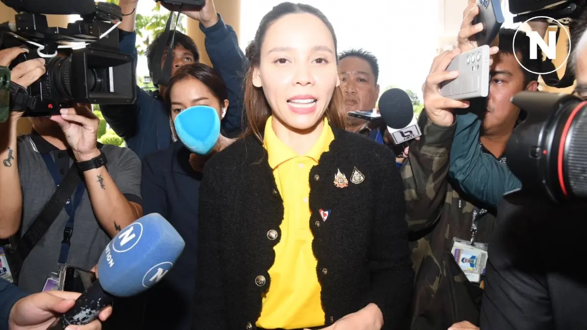 "ครม.แพทองธาร" คึกคัก ตบเท้าเข้าทำเนียบฯ ตรวจ"โควิด" "ครม.แพทองธาร" คึกคัก ตบเท้าเข้าทำเนียบฯ ตรวจ"โควิด"