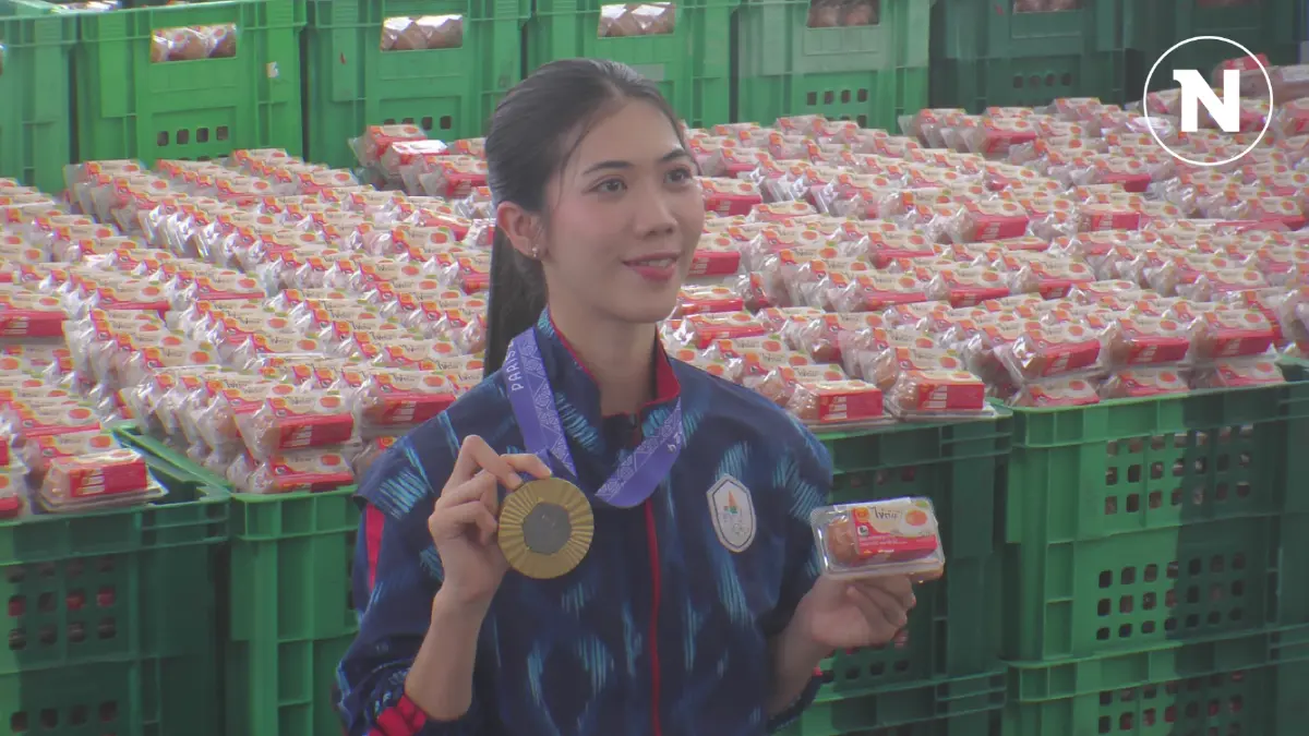 "เทนนิส" ถวายไข่ต้ม 1 แสนฟอง แก้บนหลวงพ่อโสธร "เทนนิส" ถวายไข่ต้ม 1 แสนฟอง แก้บนหลวงพ่อโสธร