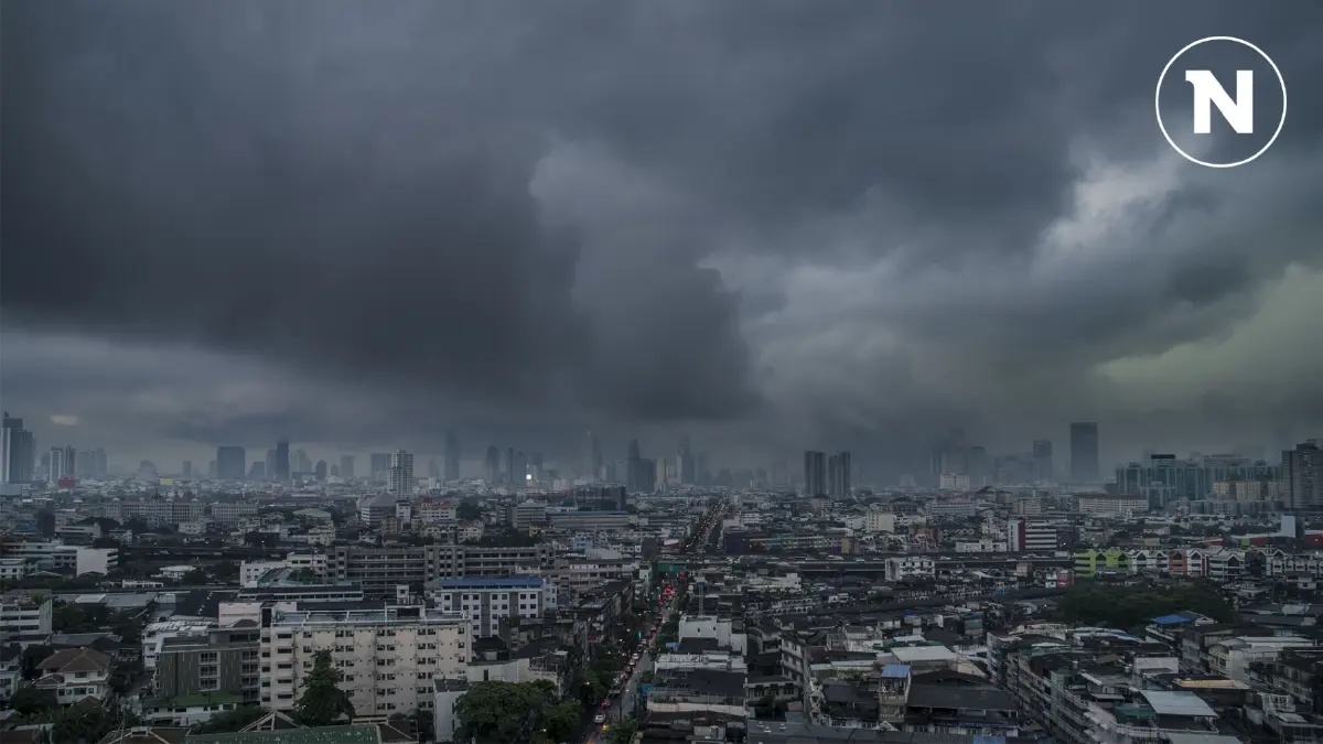 เตรียมตัวด่วน! อุตุฯ เตือนพรุ่งนี้ฝนถล่มทั่วไทย "กลาง-ตะวันออก-ใต้-กทม.-ปริมณฑล" อ่วม