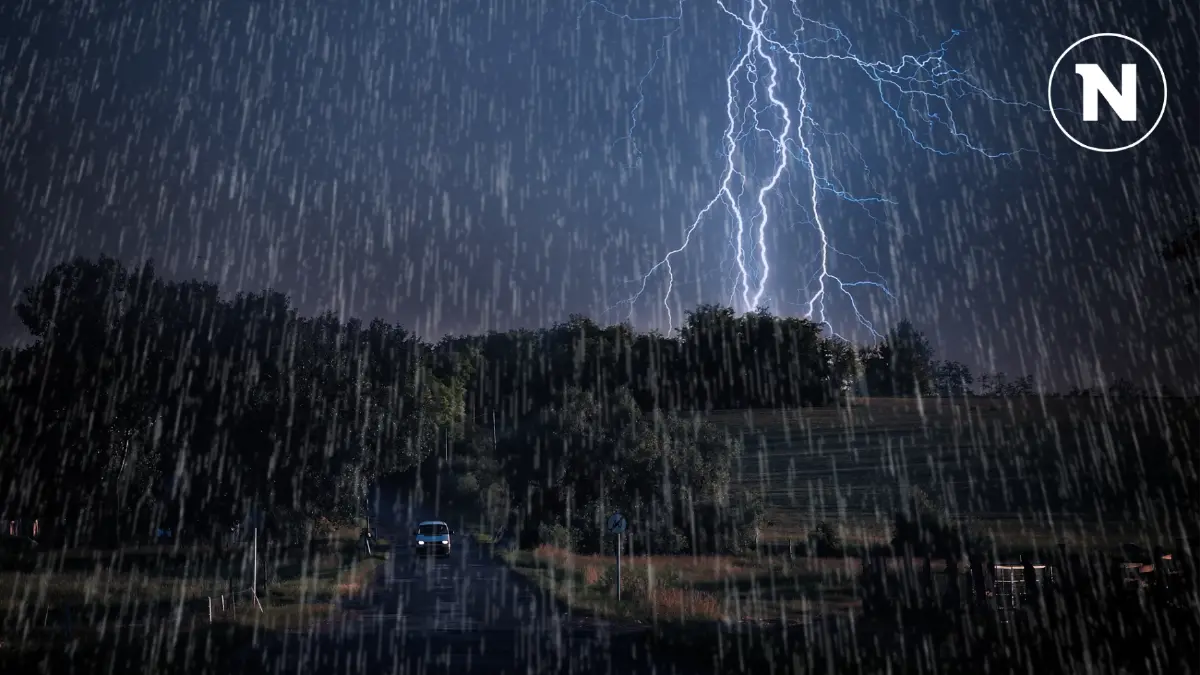 ด่วน! อุตุฯ เตือน ฉ.2 ไทยฝนถล่มหนักจากอิทธิพลมรสุม พร้อมเปิดพิกัดเสี่ยงพรุ่งนี้
