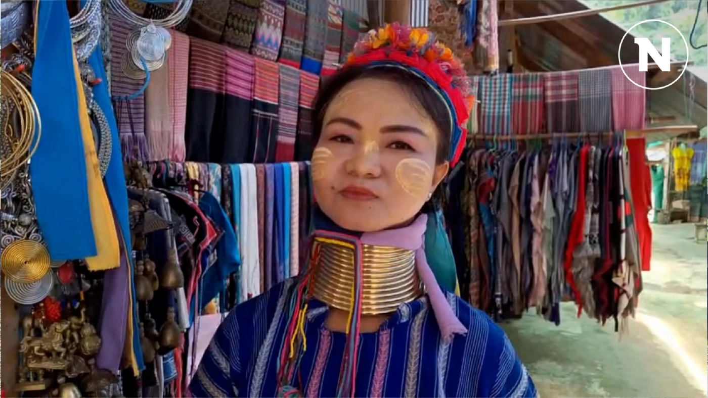 "กะเหรี่ยงคอยาว" ไม่หวั่น พร้อมรับมือ "พายุซูลิก" "กะเหรี่ยงคอยาว" ไม่หวั่น พร้อมรับมือ "พายุซูลิก"