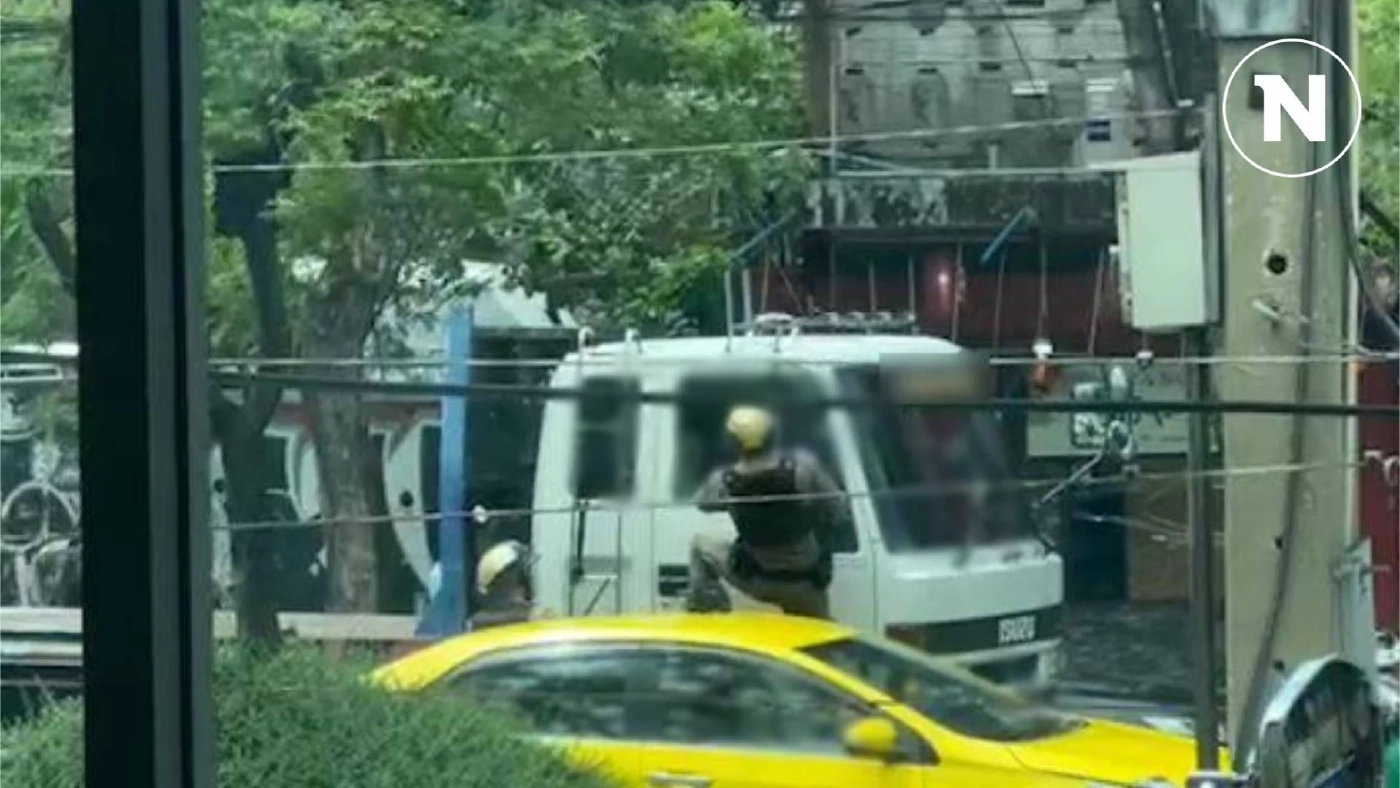 รวบแล้วโชเฟอร์คลั่ง ขับรถบรรทุกชนดะ บน ถ.พระราม4 รวบแล้วโชเฟอร์คลั่ง ขับรถบรรทุกชนดะ บน ถ.พระราม4