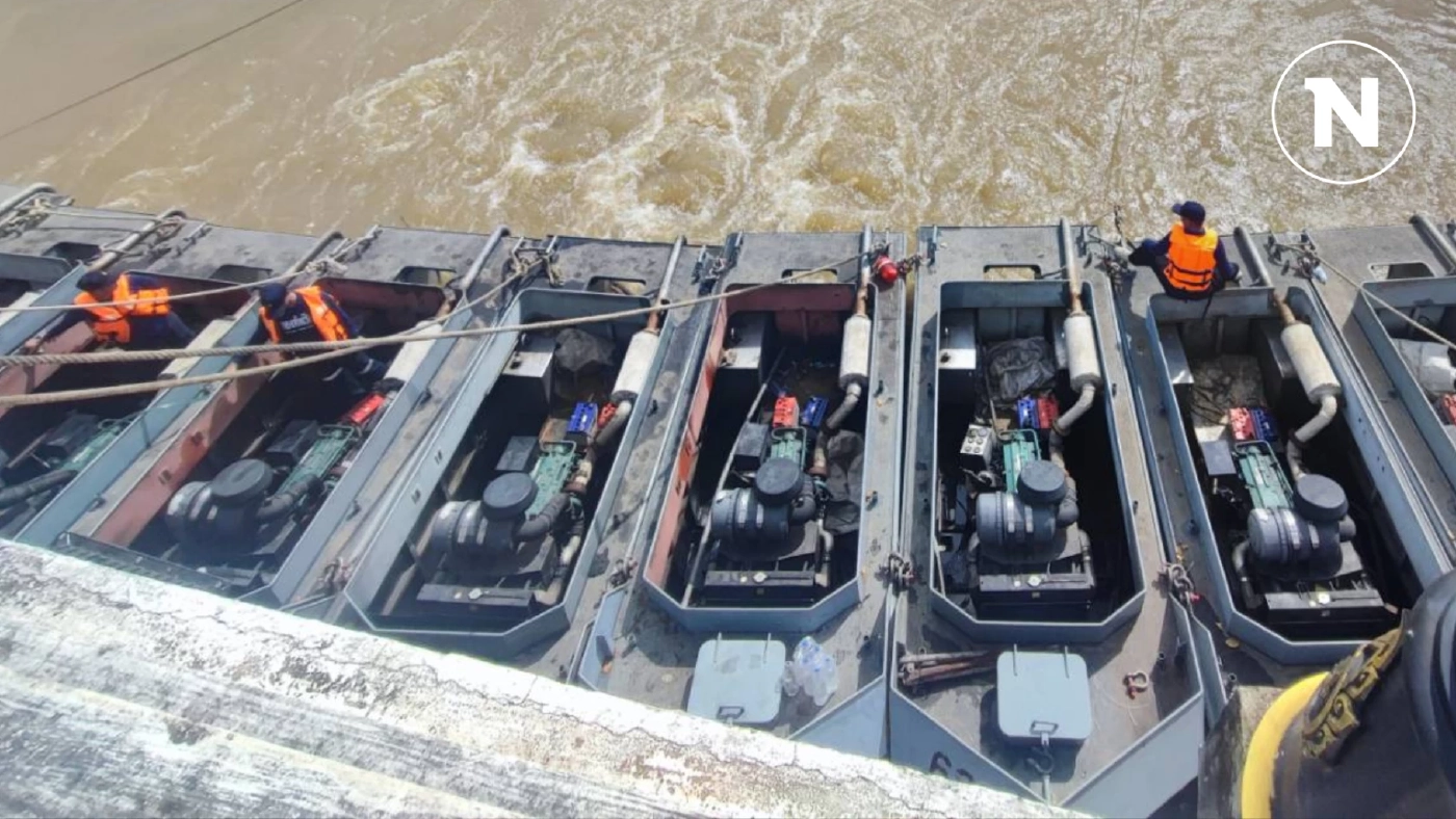 เรือผลักดันน้ำ JET 10 ลำ ผลัก ดันระบายน้ำ ลำน้ำอิง ไหลสู่แม่น้ำโขง น้ำลด 2 ซม.