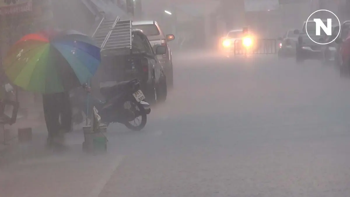 เช็กอากาศวันนี้ ทั่วไทยฝนตกต่อเนื่อง เตือน 3 ภาครับมือหนัก ระวังน้ำท่วม