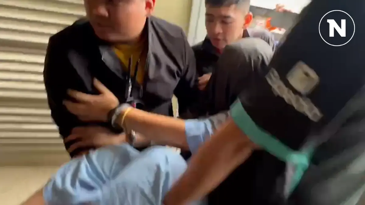 ตร.หิ้วปีกเมีย "สันติ" ผู้ต้องหายิงปืนต่อสู้ขณะจับกุมสอบปากคำหลังออก รพ.