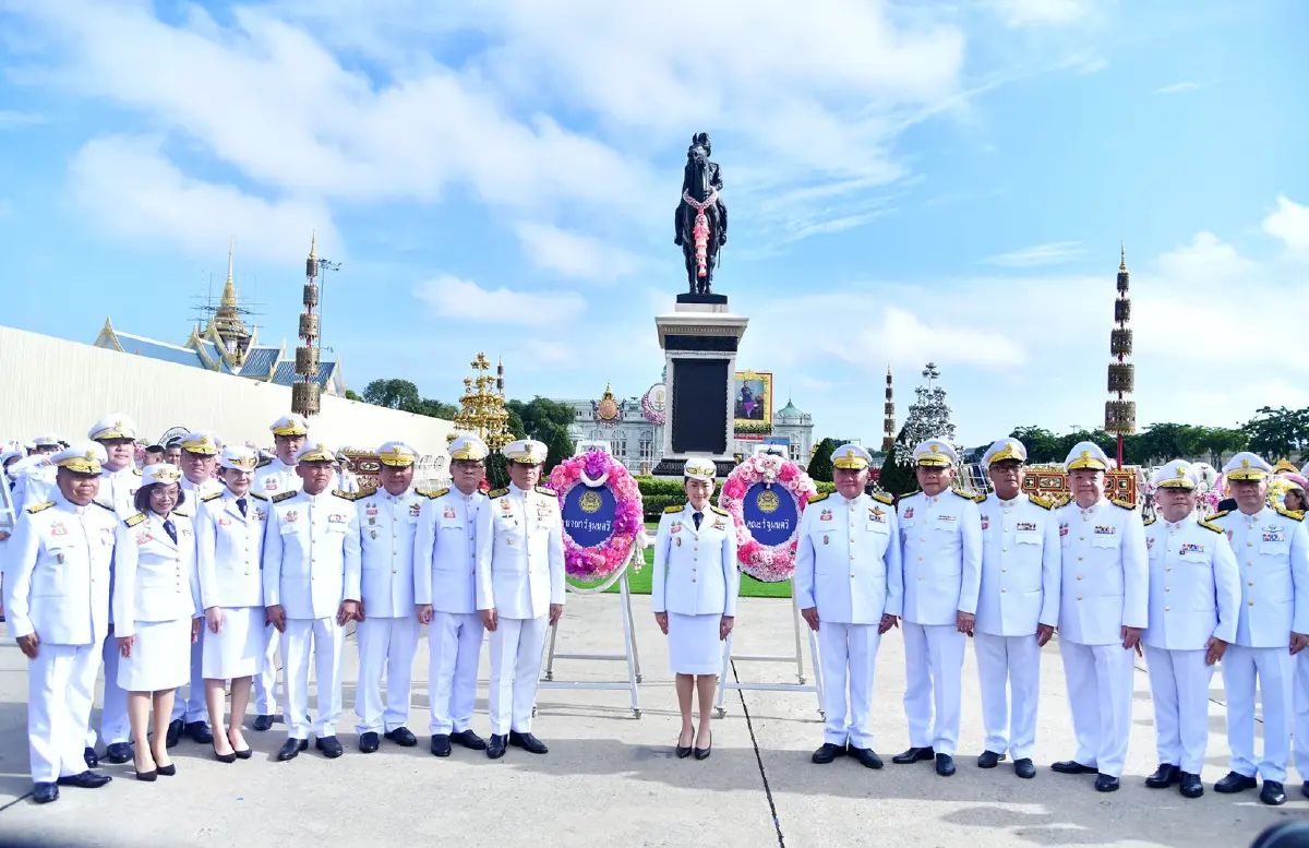 นายกฯ นำ ครม.วางพวงมาลา "วันปิยมหาราช" น้อมสำนึกในพระมหากรุณาธิคุณ นายกฯ นำ ครม.วางพวงมาลา "วันปิยมหาราช" น้อมสำนึกในพระมหากรุณาธิคุณ