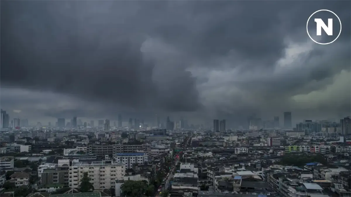 อุตุฯ พยากรณ์อากาศพรุ่งนี้ มีฝนเพิ่มขึ้น แจ้งพื้นที่ "ฝนตกหนัก-หนักมาก"