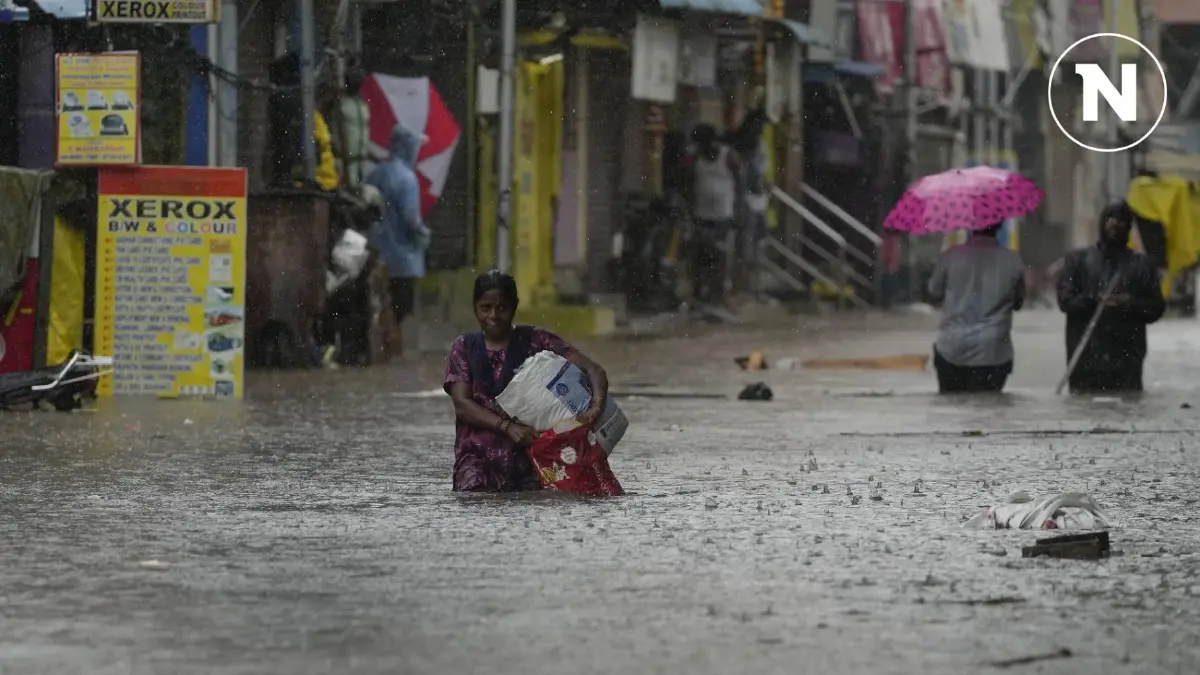 ฝนถล่ม-น้ำท่วมหนักในเมืองศูนย์กลางไอทีของอินเดีย ฝนถล่ม-น้ำท่วมหนักในเมืองศูนย์กลางไอทีของอินเดีย