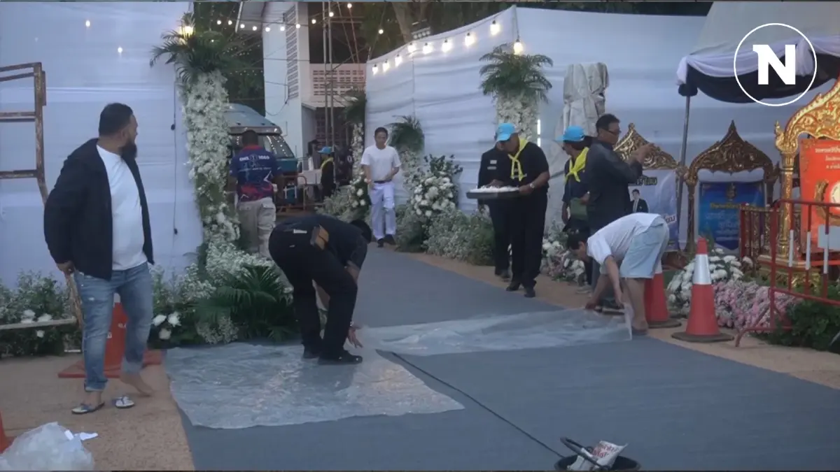 จิตอาสาเตรียมสถานที่ "พระราชทานเพลิงศพ นร.-ครู 23 ร่าง" เที่ยงครึ่งวันนี้