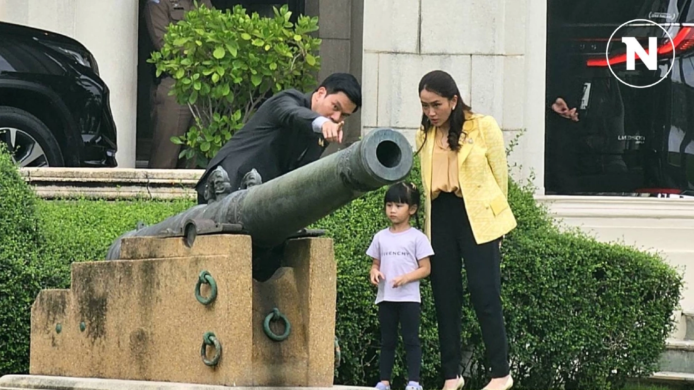 "น้องธิธาร" มีความสุขได้เดินทางมาพบแม่ "แพทองธาร" ที่ทำเนียบฯ