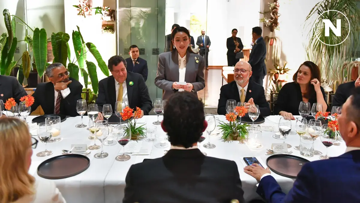 นายกฯ กล่าวถ้อยแถลง APEC CEOs-Leaders Dinner นายกฯ กล่าวถ้อยแถลง APEC CEOs-Leaders Dinner