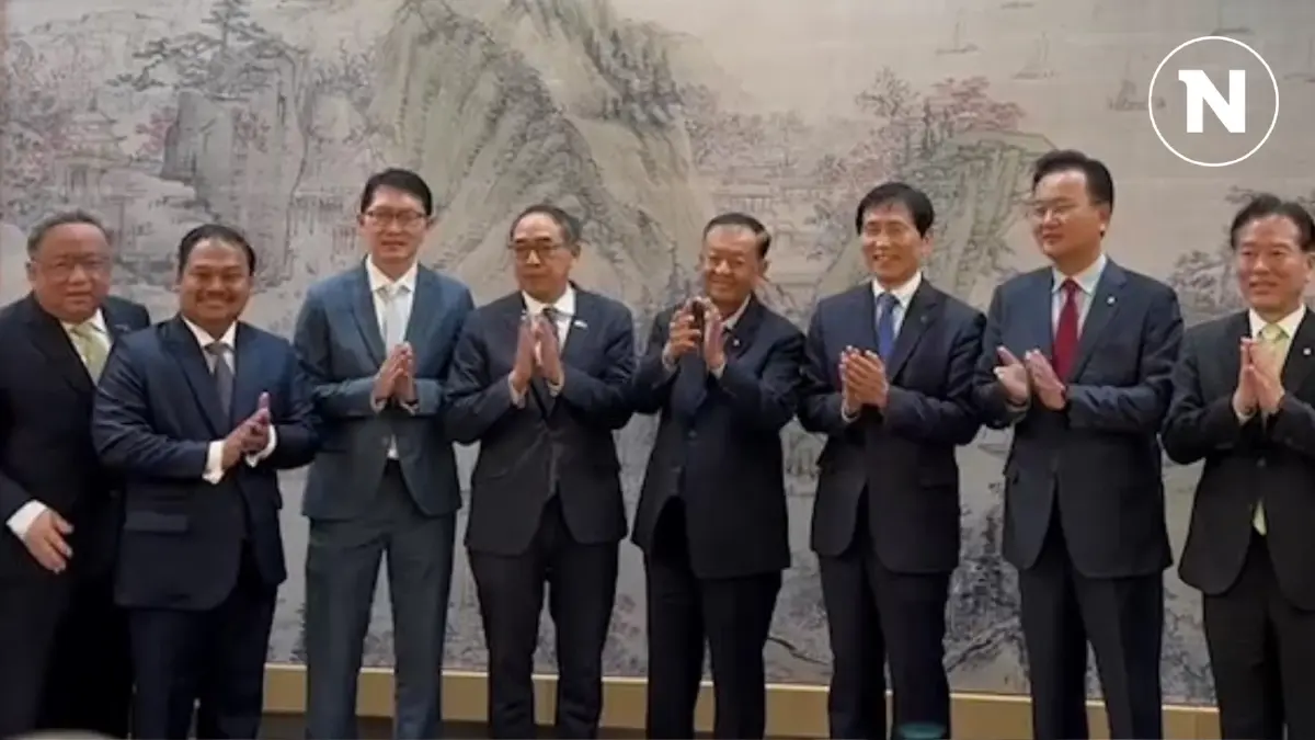 เกาหลีตกใจ "ยุบพรรค" เรื่องปกติ การเมืองไทย (มีคลิป)
