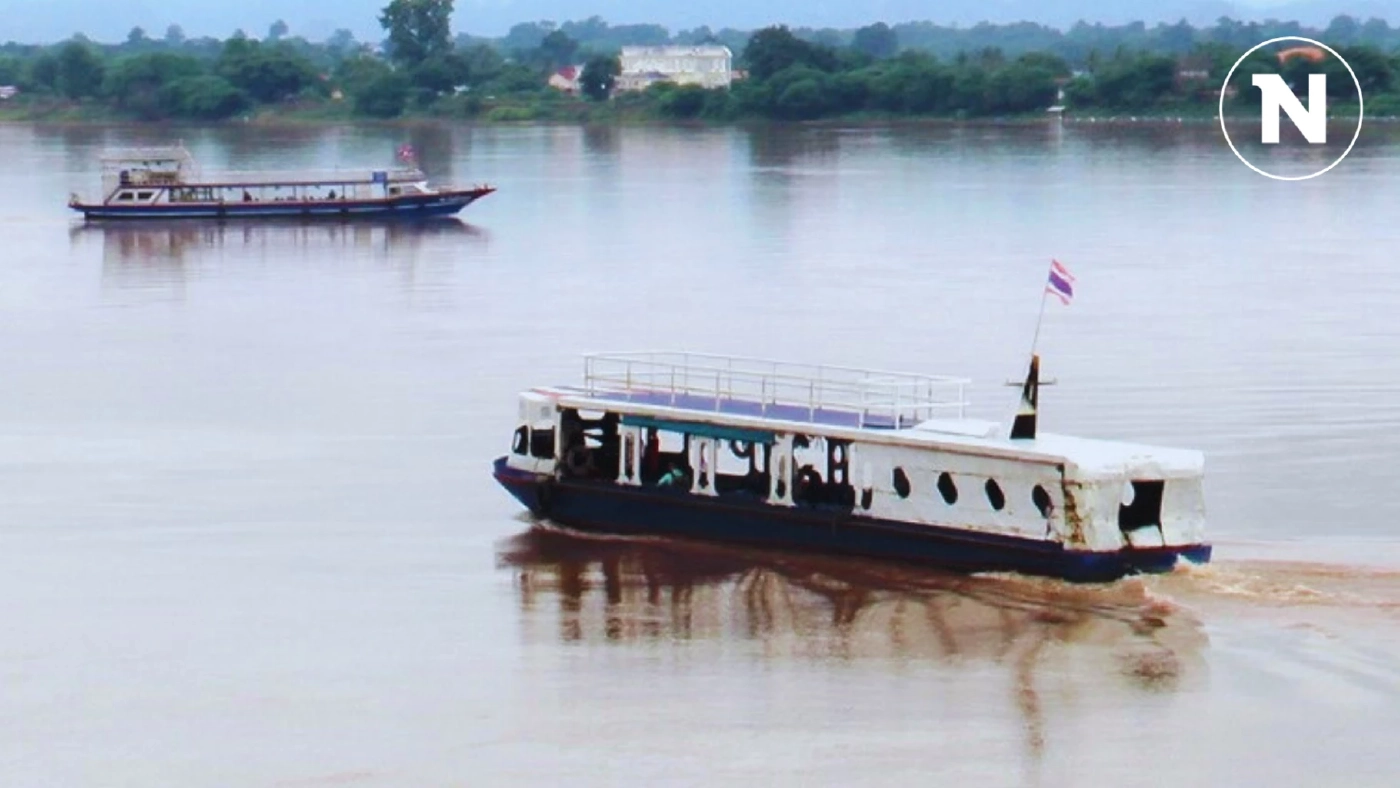 นครพนมล่องเรือชิล ชมวิวสองริมฝั่งโขง นครพนมล่องเรือชิล ชมวิวสองริมฝั่งโขง