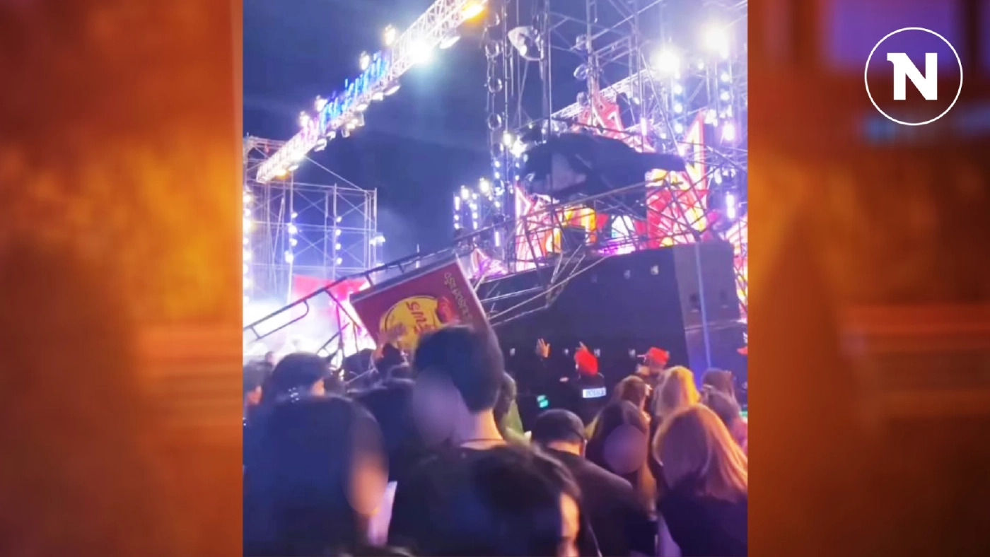 หวิดดับหมู่ ลมพัดตู้ลำโพงล้ม งานหมอลำ "ใหม่ พัชรี" เจ็บ 5 ราย (มีคลิป)