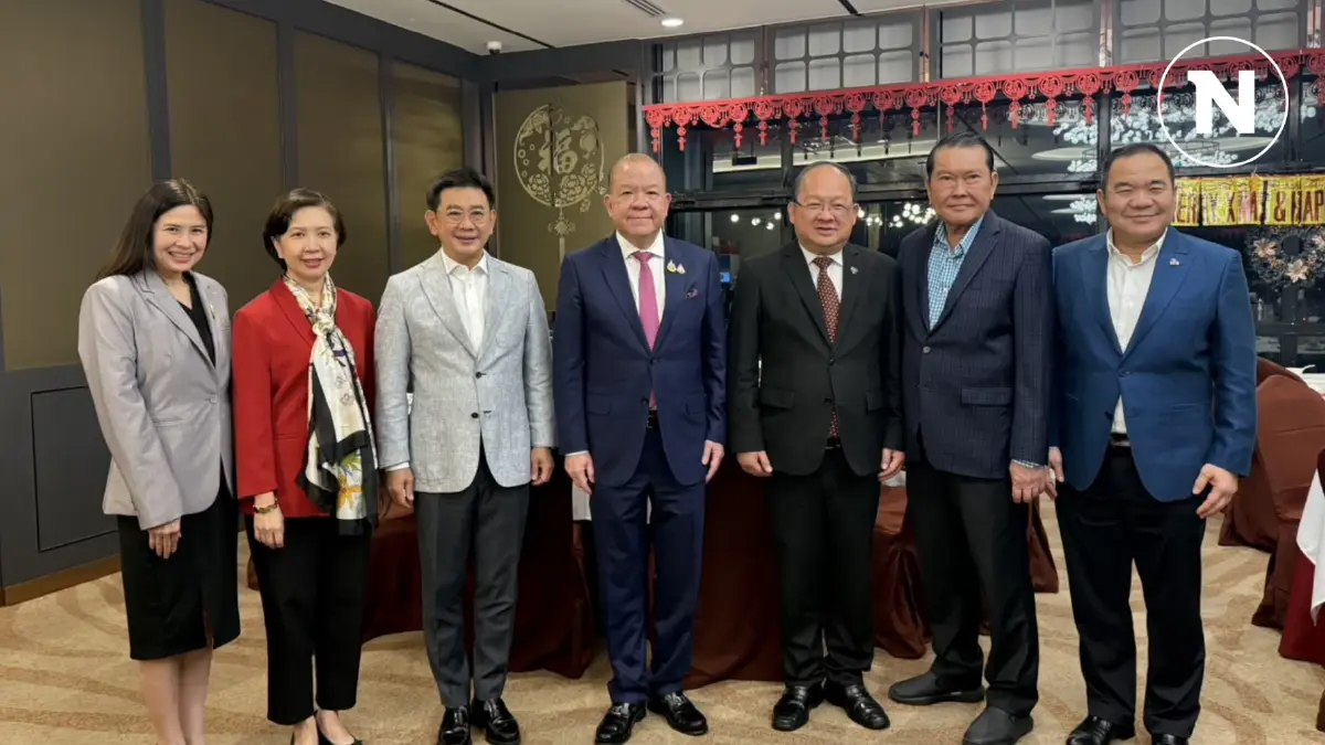 พาณิชย์ยกทีมพบสภาอุตฯ ตั้งเป้าเดินหน้า FTA สร้างแต้มต่อ พาณิชย์ยกทีมพบสภาอุตฯ ตั้งเป้าเดินหน้า FTA สร้างแต้มต่อ