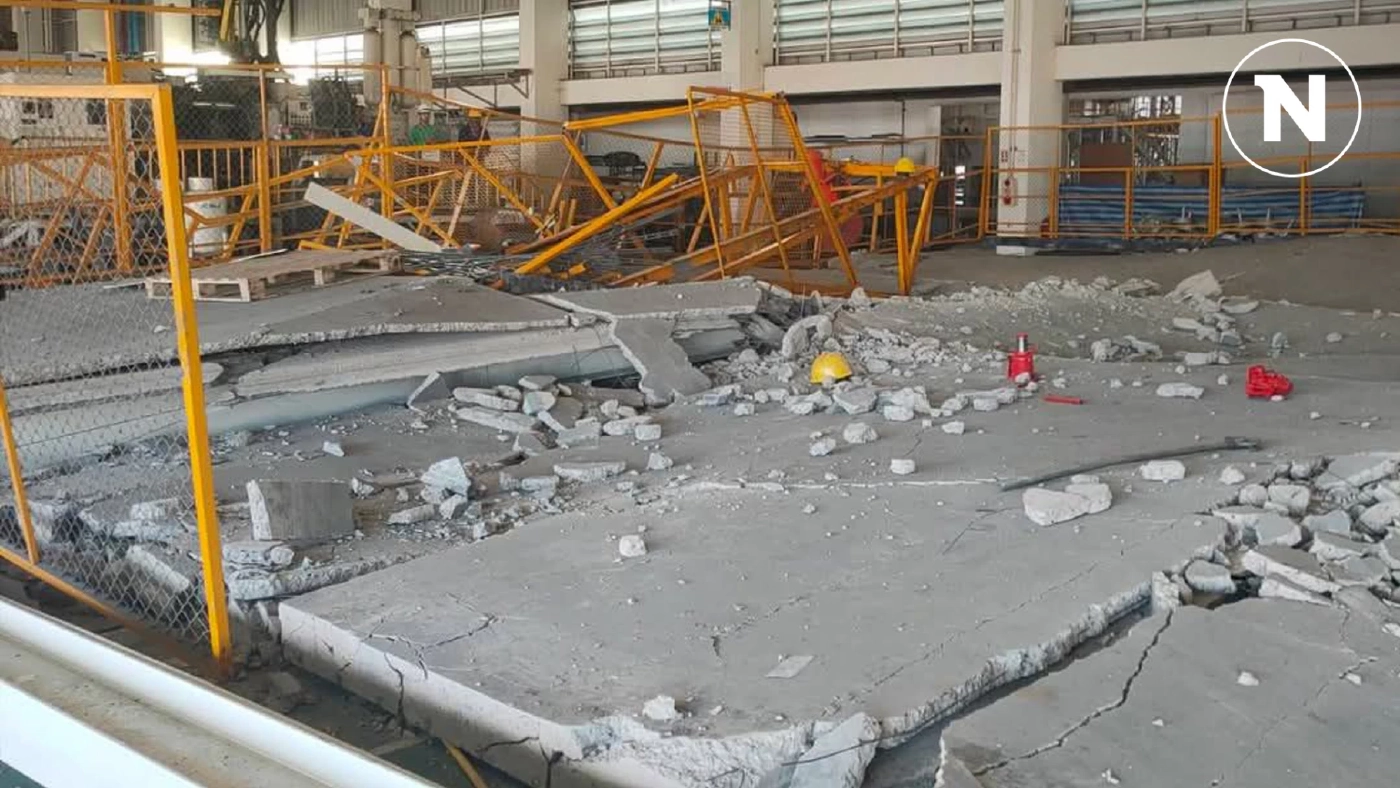 สลดส่งท้ายปี แผ่นพื้นปูนโรงงานถล่มทับคนงาน เร่งช่วยแต่ไร้ปาฏิหาริย์ ดับ 5 สลดส่งท้ายปี แผ่นพื้นปูนโรงงานถล่มทับคนงาน เร่งช่วยแต่ไร้ปาฏิหาริย์ ดับ 5