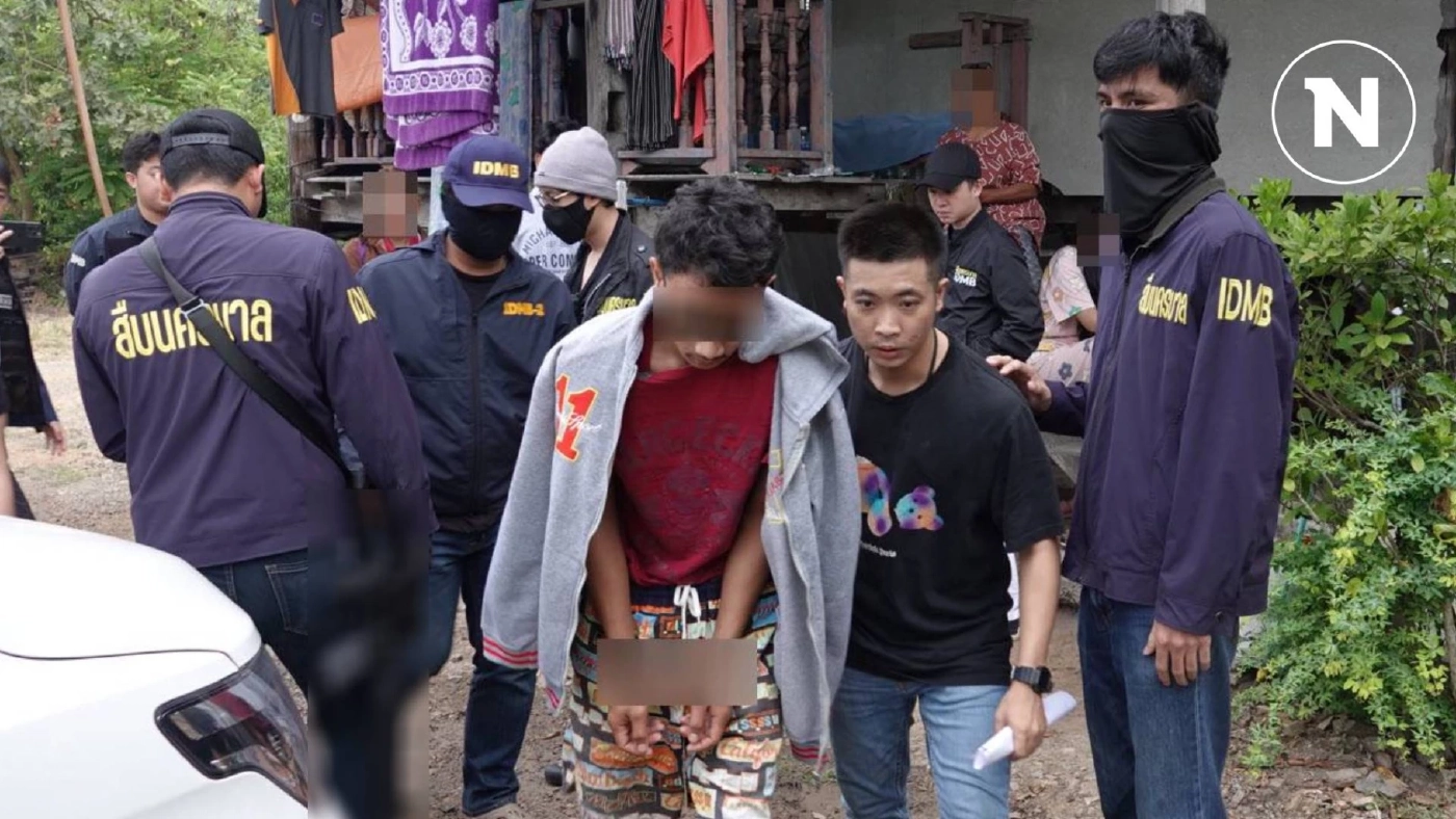 รวบ "บังดีน" ล่วงละเมิดเด็กวัย 12 ลวงเหยื่อใช้อุบาย "ชวนมากินขนม" (มีคลิป) รวบ "บังดีน" ล่วงละเมิดเด็กวัย 12 ลวงเหยื่อใช้อุบาย "ชวนมากินขนม" (มีคลิป)