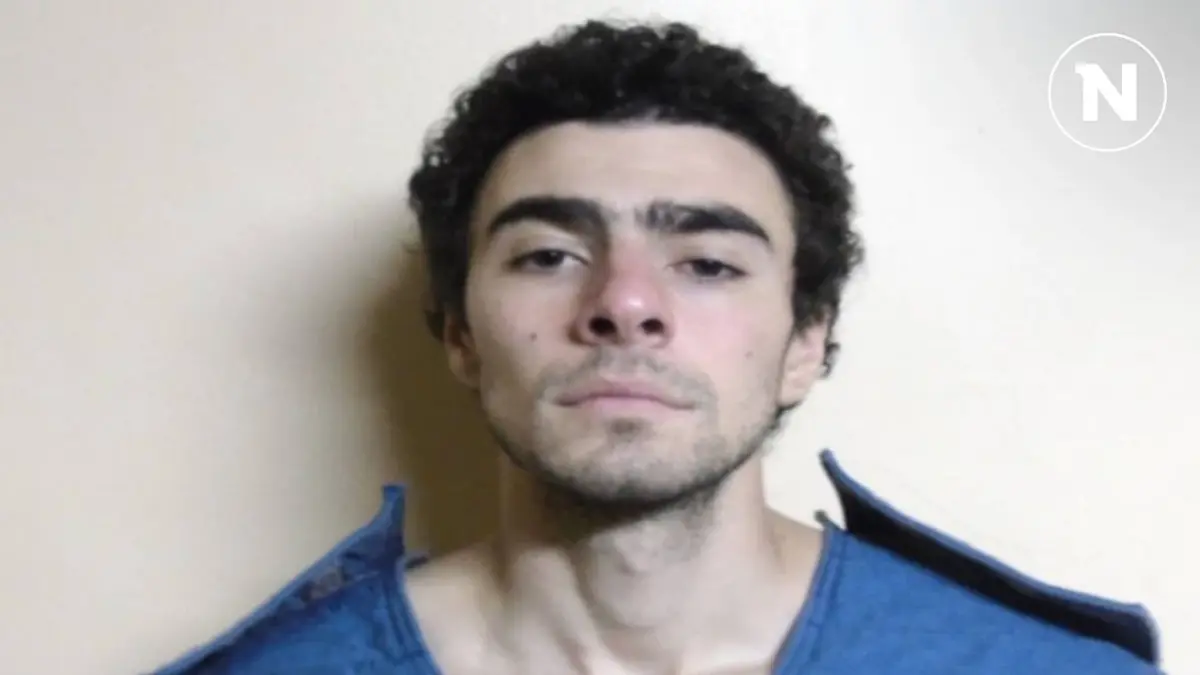 จับกุม-ตั้งข้อหา มือยิงคดีสังหารซีอีโอบริษัทประกันในสหรัฐฯ