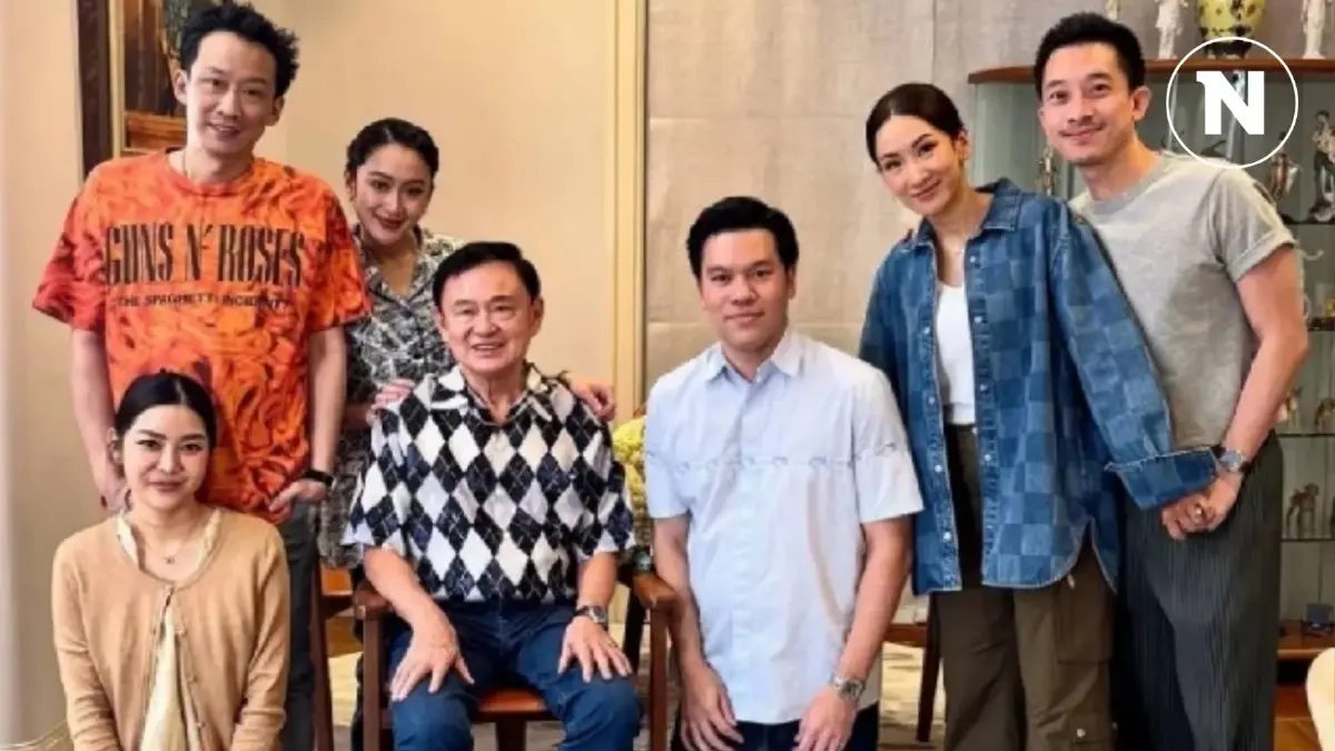 "แพทองธาร" โชว์ภาพ พี่น้องเข้ากราบ "ทักษิณ " พร้อมโพสต์ "รักพ่อที่สุดในโลก" "แพทองธาร" โชว์ภาพ พี่น้องเข้ากราบ "ทักษิณ " พร้อมโพสต์ "รักพ่อที่สุดในโลก"