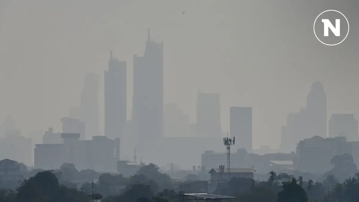 เตือน กรุงเทพฯ ฝุ่น PM2.5 เกินค่ามาตรฐาน เริ่มมีผลกระทบต่อสุขภาพ 61 พื้นที่ เตือน กรุงเทพฯ ฝุ่น PM2.5 เกินค่ามาตรฐาน เริ่มมีผลกระทบต่อสุขภาพ 61 พื้นที่