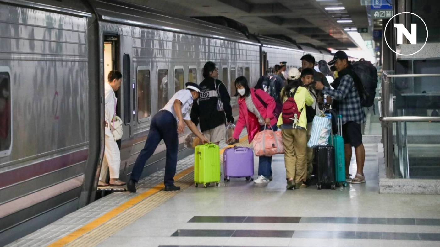 ผู้โดยสารทะลุ 1 แสนคน การรถไฟฯ พร้อมรับเดินทางกลับกรุงเทพฯ ผู้โดยสารทะลุ 1 แสนคน การรถไฟฯ พร้อมรับเดินทางกลับกรุงเทพฯ