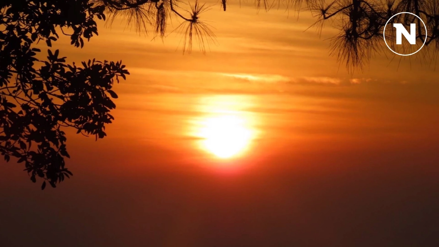 ยอดภูเรือ เช้านี้เย็นสุด 8 องศา นทท.ชมพระอาทิตย์ขึ้น สัมผัสหนาวกันคึกคัก